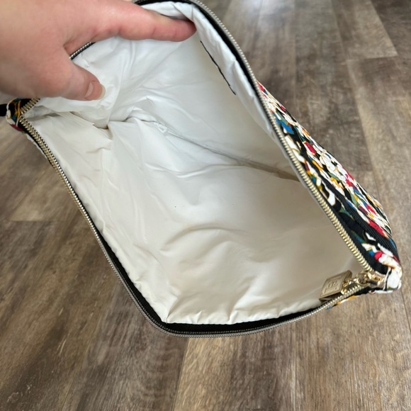 Carolina Herrera Two Pouch Set - Colorful Graphic Prints Nylon Washable Interior - Picture 4 of 7